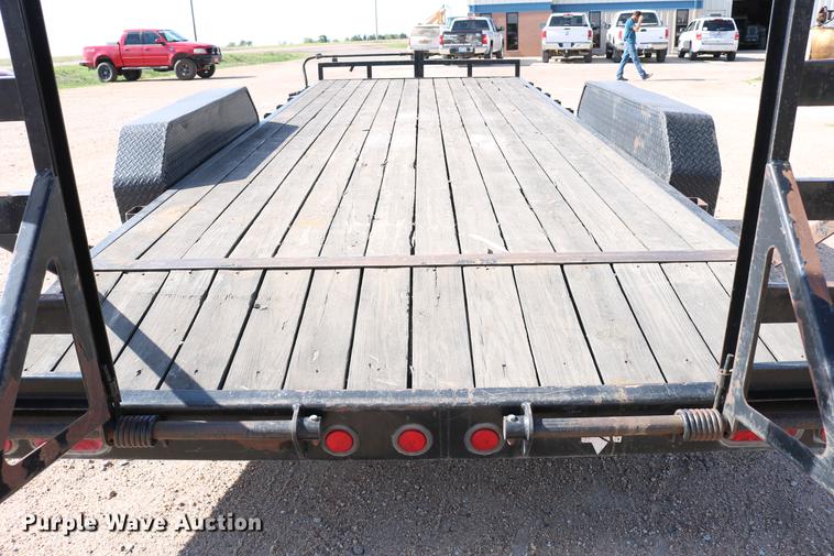 image for item DC7546 2010 PJ utility trailer