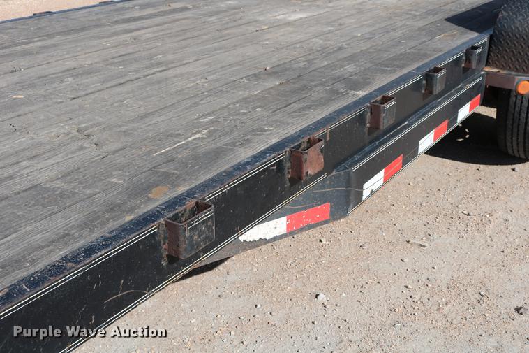 image for item DC7546 2010 PJ utility trailer