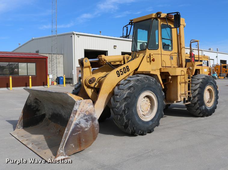 image for item DC7559 1982 Caterpillar 950B wheel loader