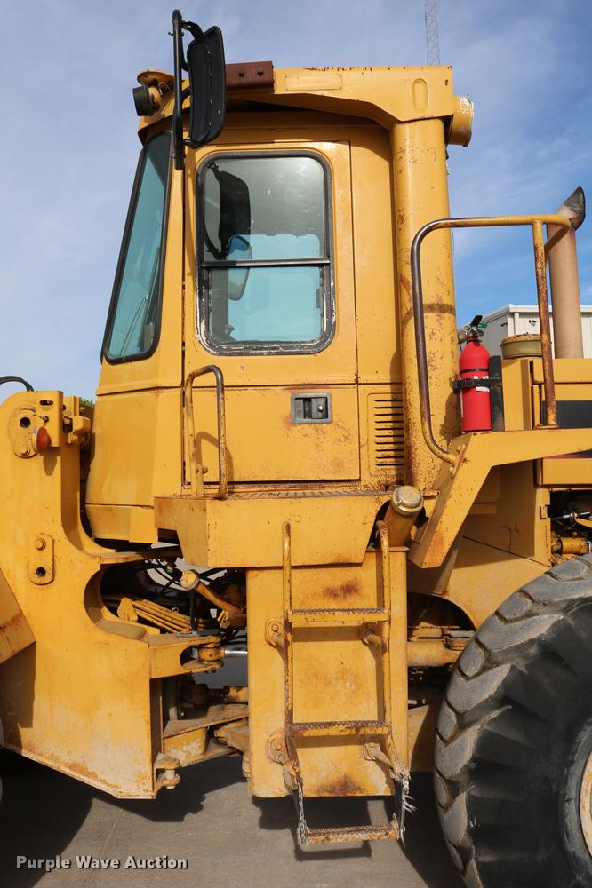 image for item DC7559 1982 Caterpillar 950B wheel loader