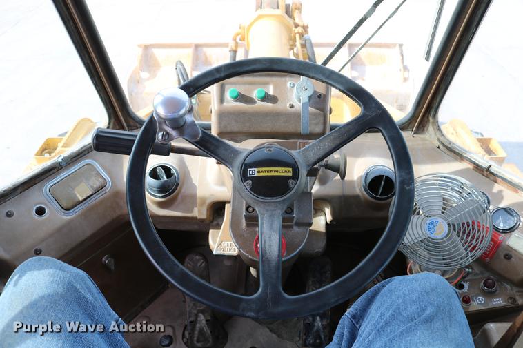image for item DC7559 1982 Caterpillar 950B wheel loader
