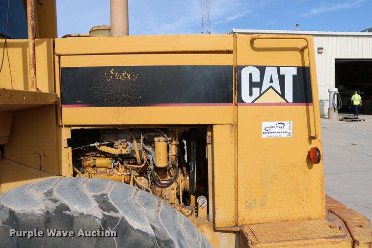image for item DC7559 1982 Caterpillar 950B wheel loader