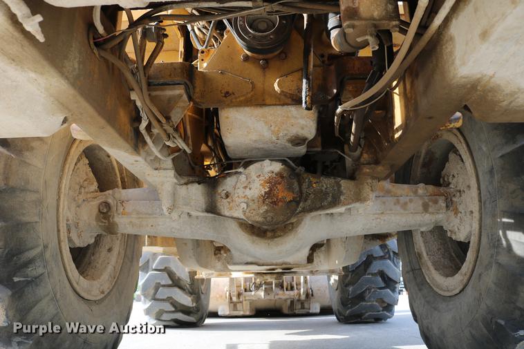 image for item DC7559 1982 Caterpillar 950B wheel loader