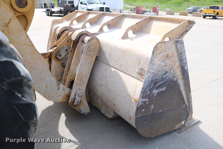 image for item DC7559 1982 Caterpillar 950B wheel loader