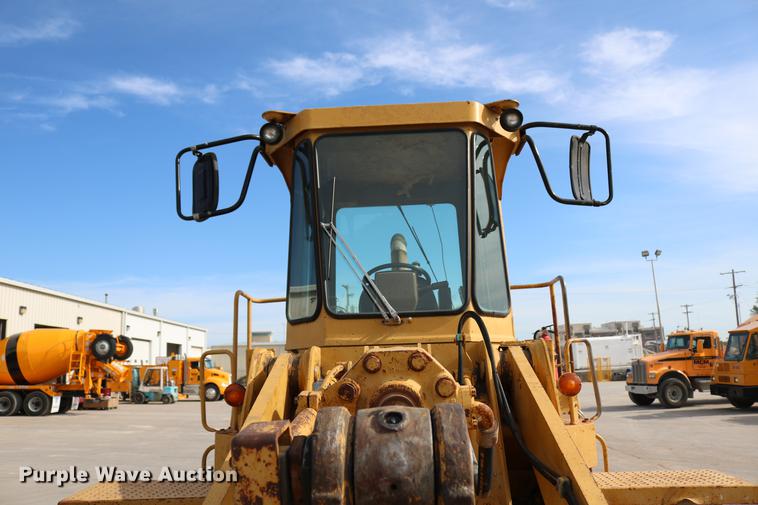 image for item DC7559 1982 Caterpillar 950B wheel loader