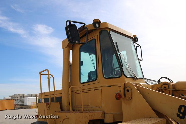 image for item DC7559 1982 Caterpillar 950B wheel loader