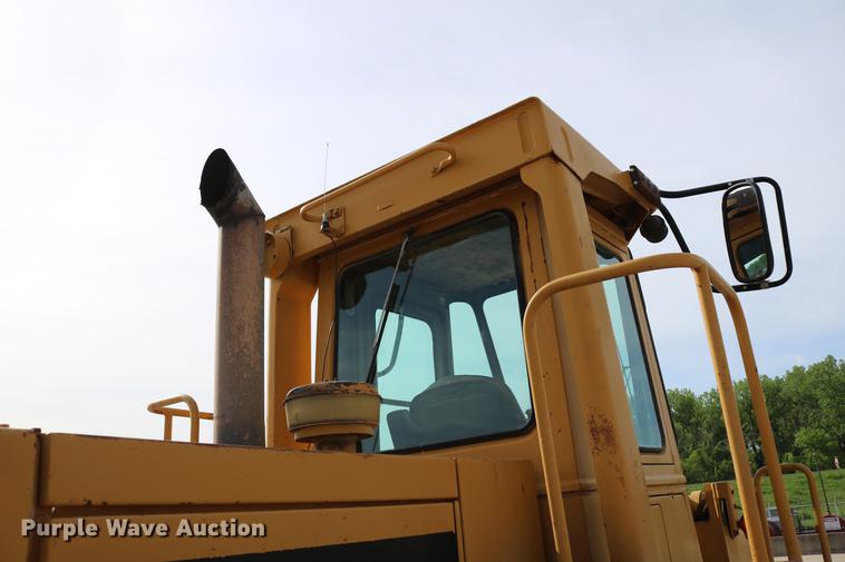 image for item DC7559 1982 Caterpillar 950B wheel loader