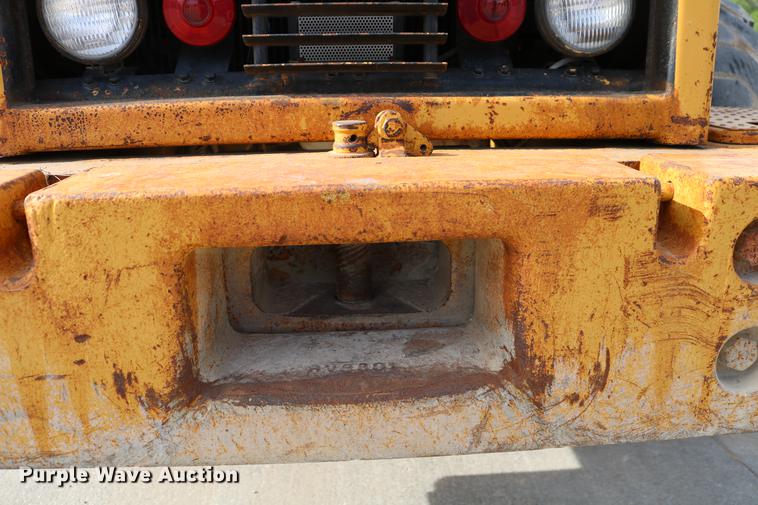 image for item DC7559 1982 Caterpillar 950B wheel loader