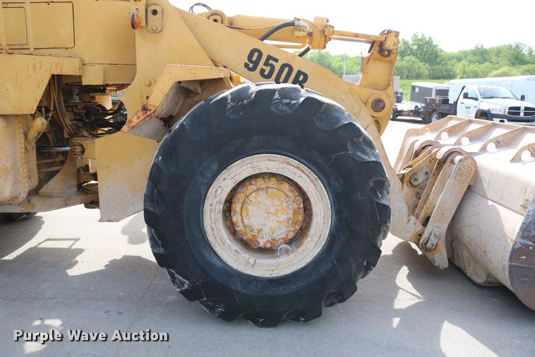 image for item DC7559 1982 Caterpillar 950B wheel loader