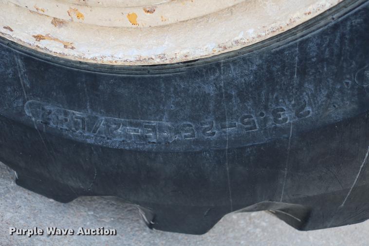 image for item DC7559 1982 Caterpillar 950B wheel loader