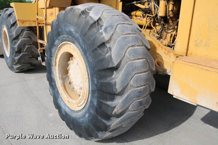 image for item DC7559 1982 Caterpillar 950B wheel loader