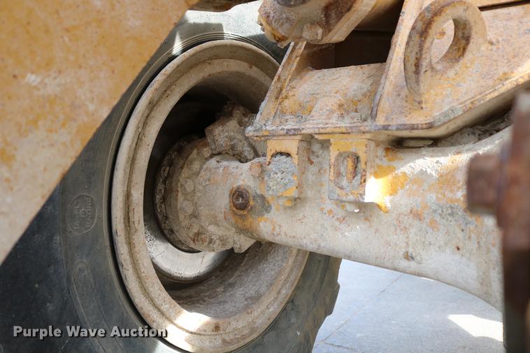 image for item DC7559 1982 Caterpillar 950B wheel loader