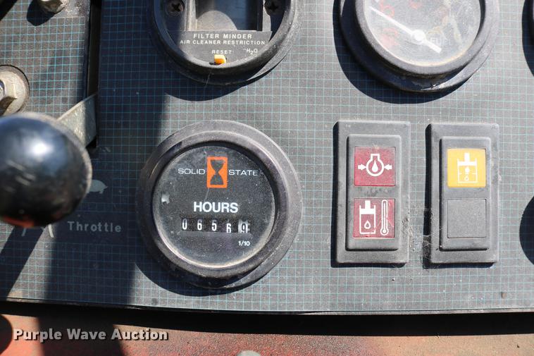 image for item DC7564 1995 Ditch Witch JT820 directional boring unit