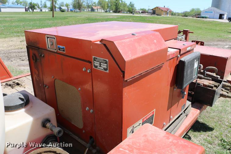 image for item DC7564 1995 Ditch Witch JT820 directional boring unit