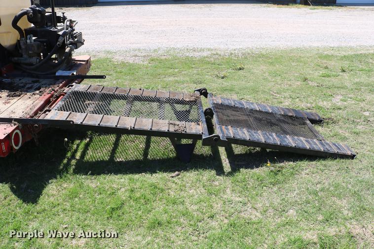 image for item DC7564 1995 Ditch Witch JT820 directional boring unit