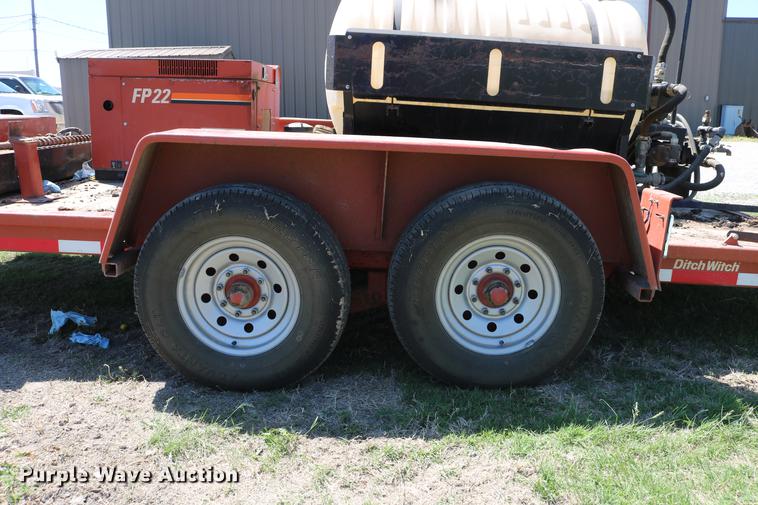 image for item DC7564 1995 Ditch Witch JT820 directional boring unit