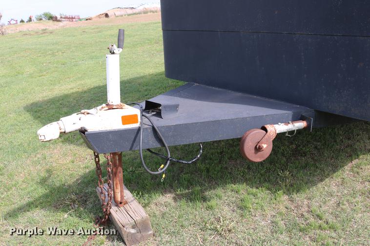 image for item DC7565 1997 WW Trailer enclosed cargo trailer