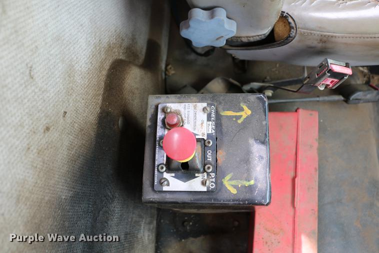 image for item DC7567 1994 Freightliner FL70 winch truck