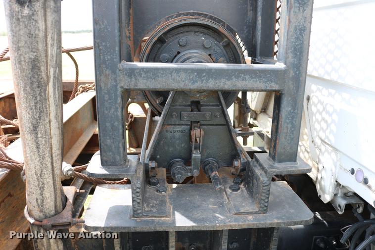 image for item DC7567 1994 Freightliner FL70 winch truck