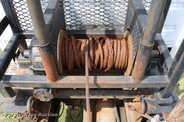 image for item DC7567 1994 Freightliner FL70 winch truck