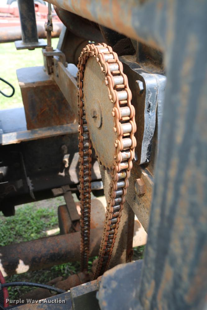 image for item DC7567 1994 Freightliner FL70 winch truck