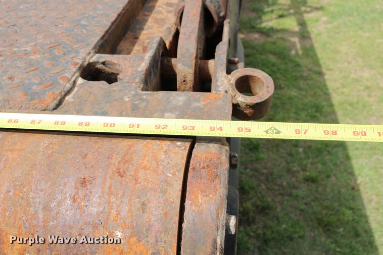 image for item DC7567 1994 Freightliner FL70 winch truck