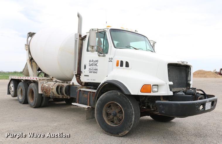 image for item DC7572 1999 Sterling A9500 ready mix truck
