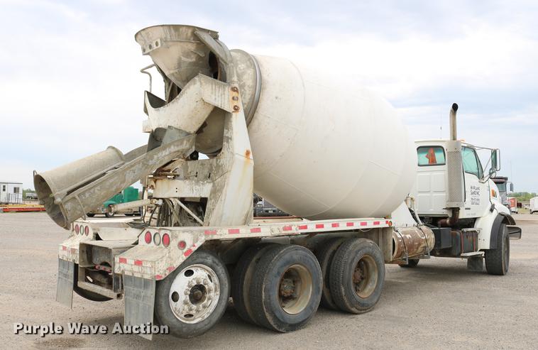 image for item DC7572 1999 Sterling A9500 ready mix truck