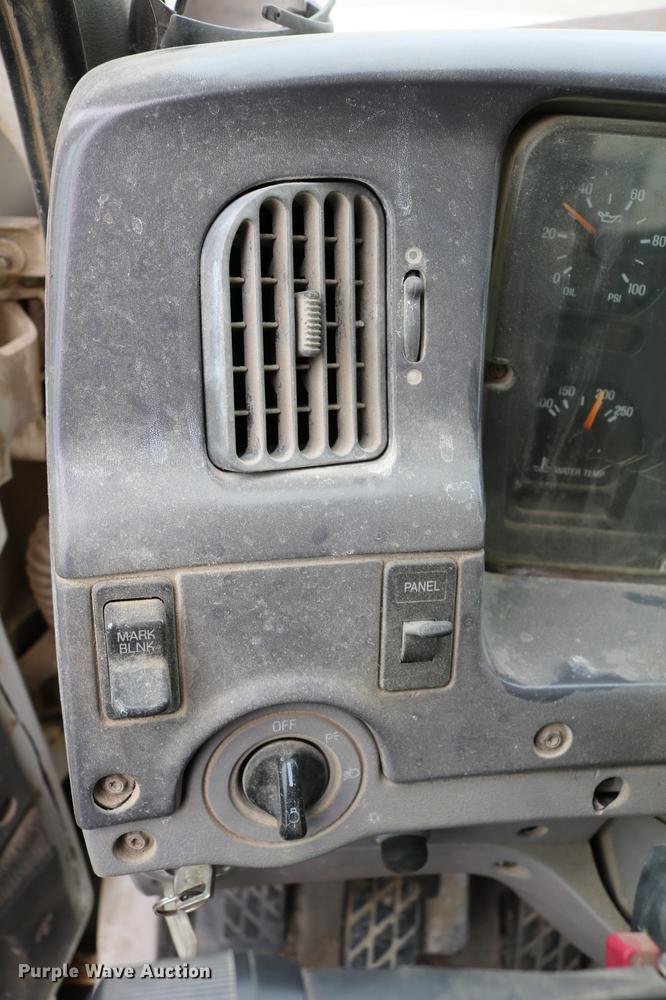 image for item DC7572 1999 Sterling A9500 ready mix truck