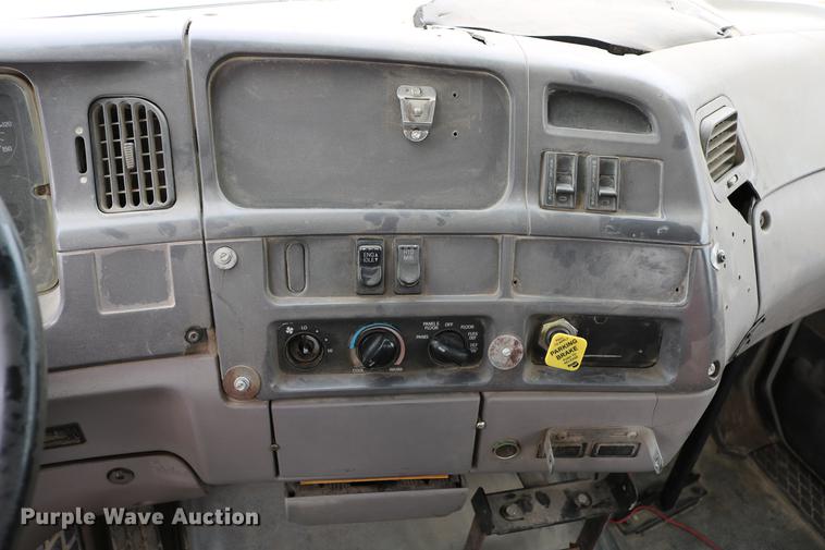 image for item DC7572 1999 Sterling A9500 ready mix truck