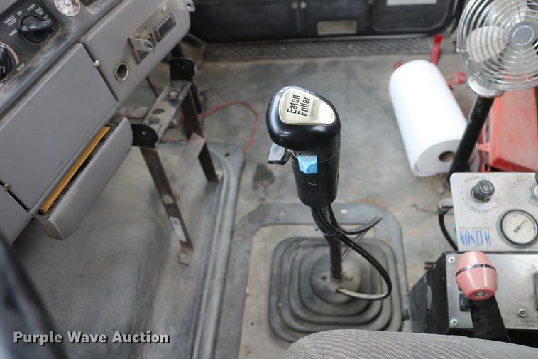 image for item DC7572 1999 Sterling A9500 ready mix truck