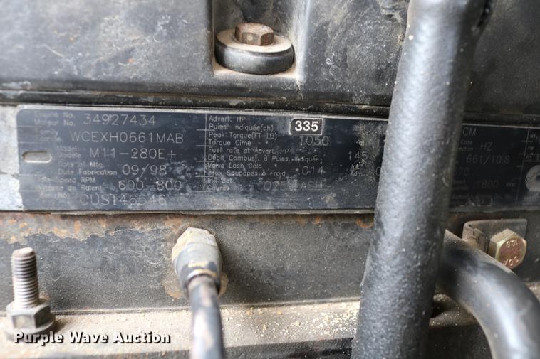 image for item DC7572 1999 Sterling A9500 ready mix truck