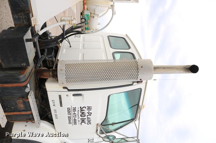 image for item DC7572 1999 Sterling A9500 ready mix truck