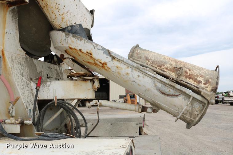 image for item DC7572 1999 Sterling A9500 ready mix truck