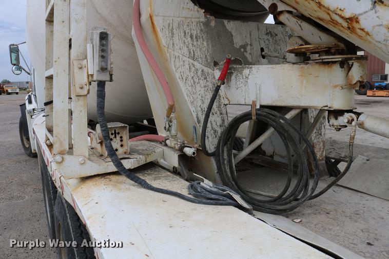 image for item DC7572 1999 Sterling A9500 ready mix truck