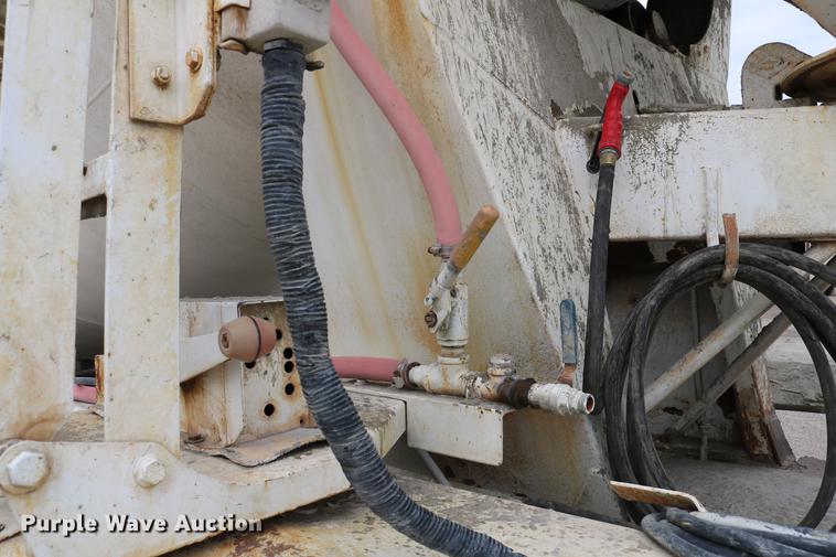 image for item DC7572 1999 Sterling A9500 ready mix truck