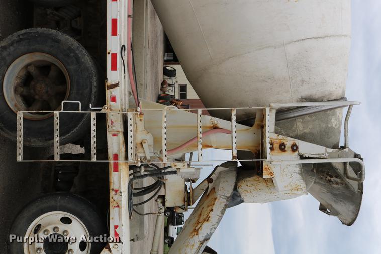 image for item DC7572 1999 Sterling A9500 ready mix truck