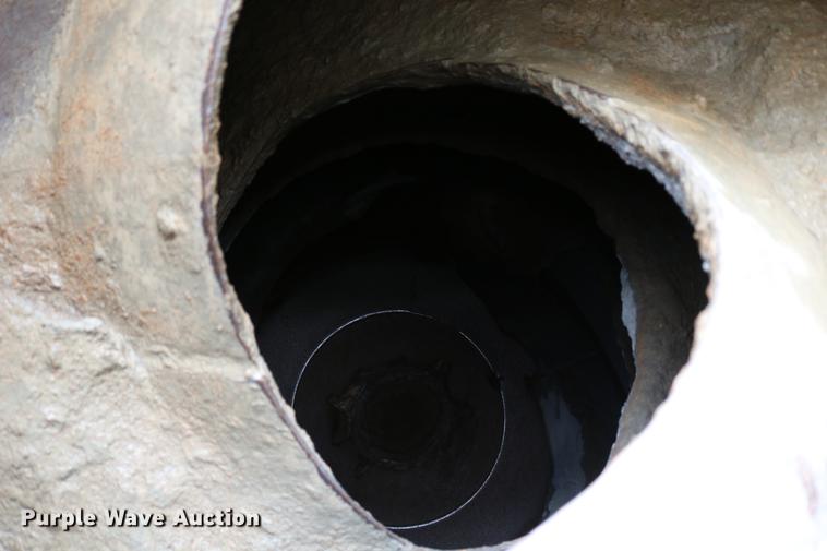 image for item DC7572 1999 Sterling A9500 ready mix truck