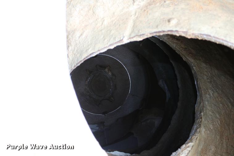 image for item DC7572 1999 Sterling A9500 ready mix truck