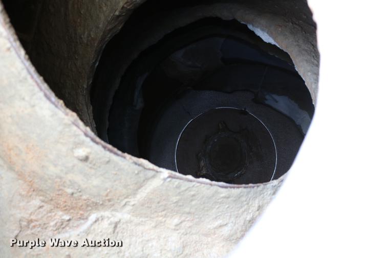 image for item DC7572 1999 Sterling A9500 ready mix truck