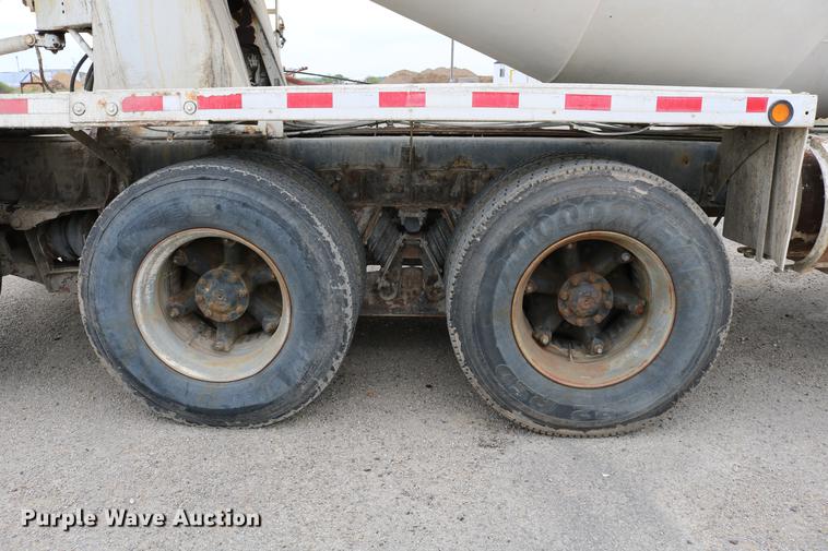 image for item DC7572 1999 Sterling A9500 ready mix truck