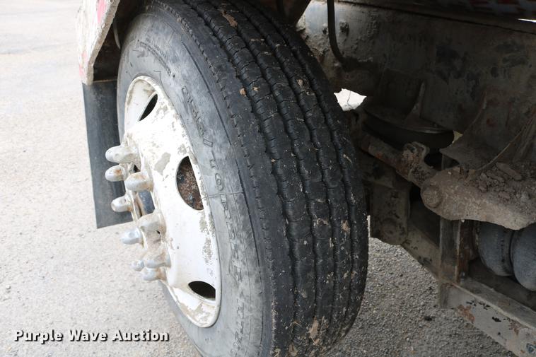 image for item DC7572 1999 Sterling A9500 ready mix truck