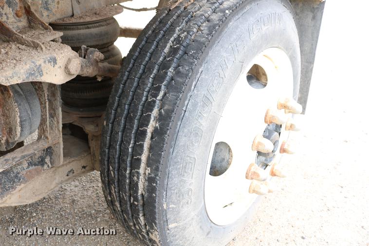 image for item DC7572 1999 Sterling A9500 ready mix truck