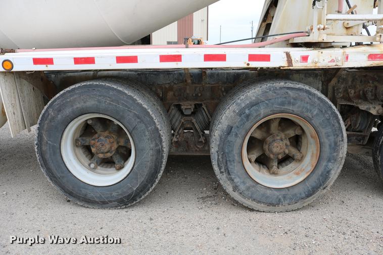 image for item DC7572 1999 Sterling A9500 ready mix truck