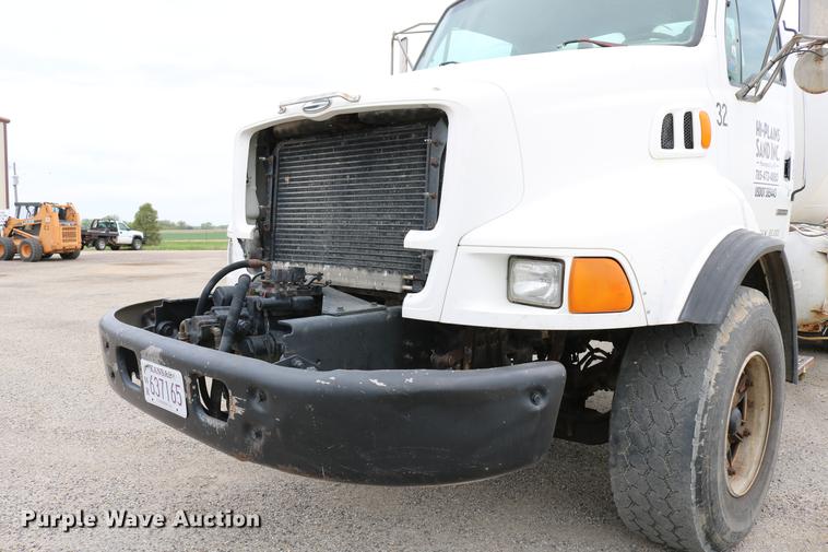 image for item DC7572 1999 Sterling A9500 ready mix truck