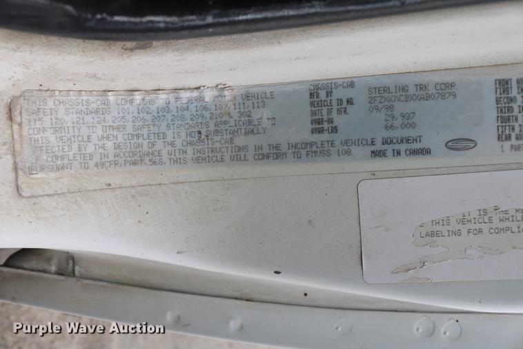 image for item DC7572 1999 Sterling A9500 ready mix truck