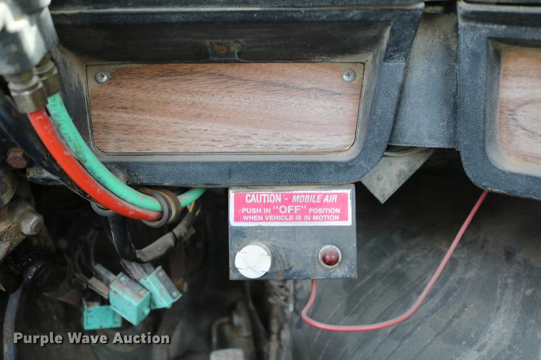 image for item DC7630 1984 White Volvo WCS 42T service truck with crane