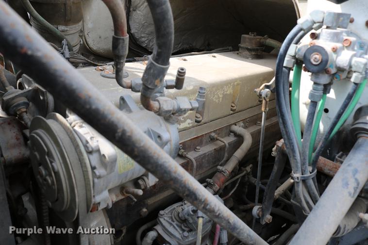 image for item DC7630 1984 White Volvo WCS 42T service truck with crane