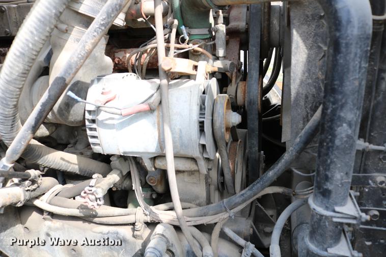 image for item DC7630 1984 White Volvo WCS 42T service truck with crane