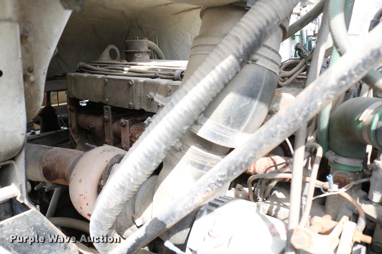 image for item DC7630 1984 White Volvo WCS 42T service truck with crane